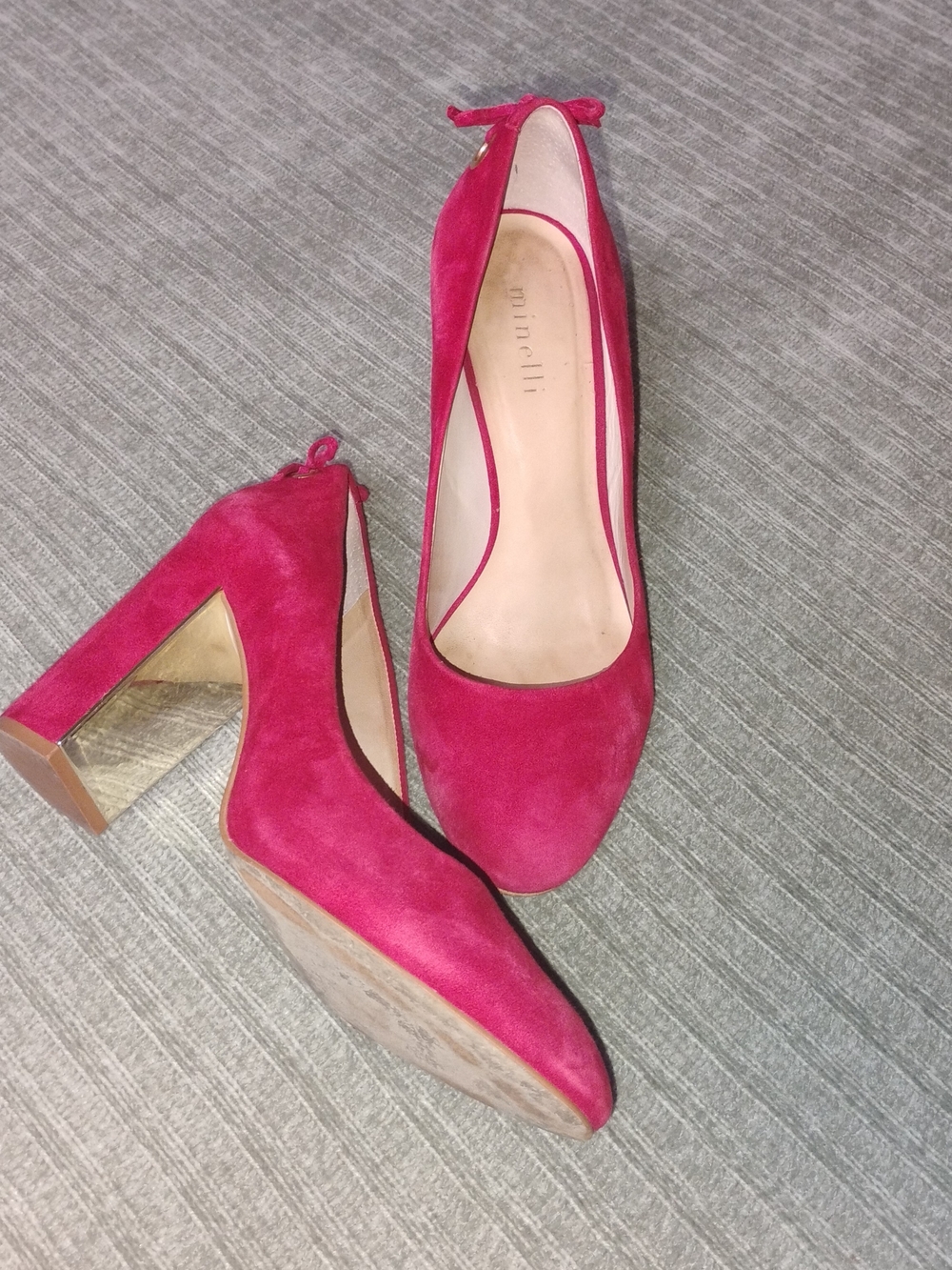 Minelli Paris Red Suede Pumps Block Heel Bow Detail Size 39 / US 8.5